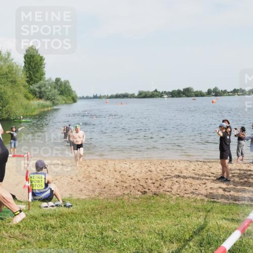 21.06.2025 - 27. Vierlanden-Triathlon MichiJ http://msf.ph/oto/7994990 15.06.2026 09:56:44 Schwimmen 254, 258, 275, 276, 281, 286, 301, 320, 341 meine-sportfotos.de