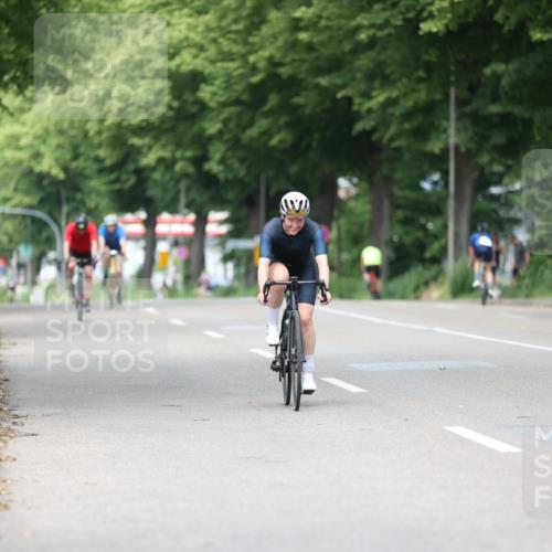 15.06.2025 - 7 Türme Triathlon Yannick Fuchs http://msf.ph/oto/7995017 15.06.2025 13:10:02 Radfahren 230, 415, 553 meine-sportfotos.de