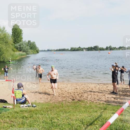 21.06.2025 - 27. Vierlanden-Triathlon MichiJ http://msf.ph/oto/7995030 15.06.2026 09:56:45 Schwimmen 254, 258, 275, 276, 281, 286, 301, 320 meine-sportfotos.de