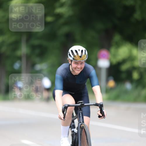 15.06.2025 - 7 Türme Triathlon Yannick Fuchs http://msf.ph/oto/7995039 15.06.2025 13:10:03 Radfahren 230, 415, 553 meine-sportfotos.de