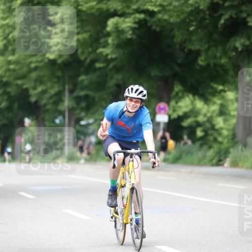 15.06.2025 - 7 Türme Triathlon Yannick Fuchs http://msf.ph/oto/7995109 15.06.2025 13:10:08 Radfahren 230, 553 meine-sportfotos.de