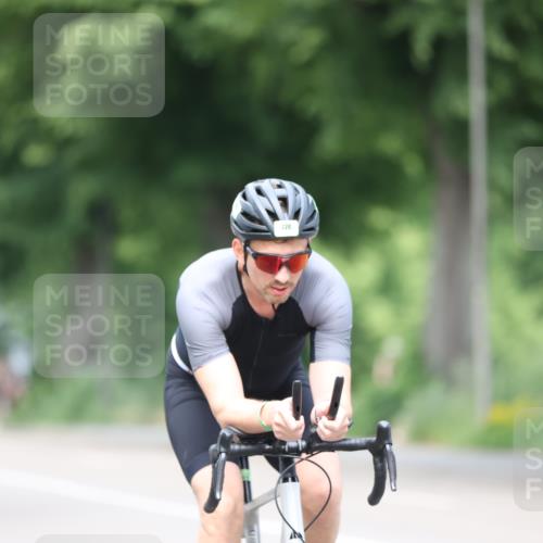 15.06.2025 - 7 Türme Triathlon Yannick Fuchs http://msf.ph/oto/7995164 15.06.2025 13:10:19 Radfahren 228, 532, 1078 meine-sportfotos.de