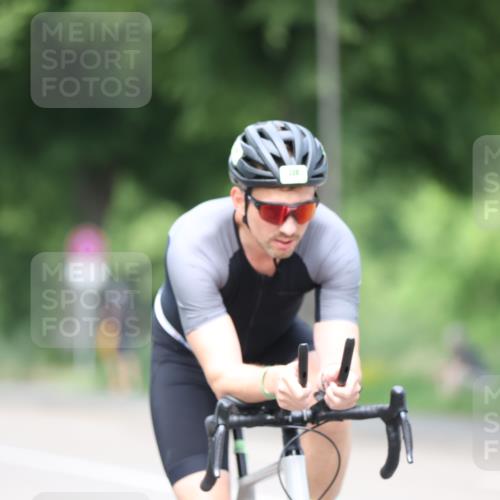 15.06.2025 - 7 Türme Triathlon Yannick Fuchs http://msf.ph/oto/7995168 15.06.2025 13:10:19 Radfahren 228, 532, 1078 meine-sportfotos.de