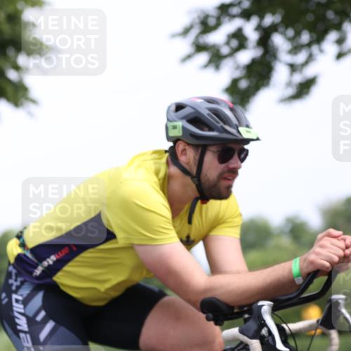 15.06.2025 - 7 Türme Triathlon Yannick Fuchs http://msf.ph/oto/7995169 15.06.2025 12:13:20 Radfahren 209, 307, 410 meine-sportfotos.de