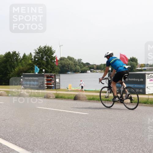 15.06.2025 - 27. Vierlanden-Triathlon H.Heesch http://msf.ph/oto/7995185 15.06.2025 11:25:27 Radfahren 68, 97 meine-sportfotos.de