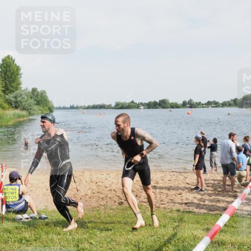 21.06.2025 - 27. Vierlanden-Triathlon MichiJ http://msf.ph/oto/7995199 15.06.2026 09:56:53 Schwimmen 258, 275, 281, 301, 325 meine-sportfotos.de