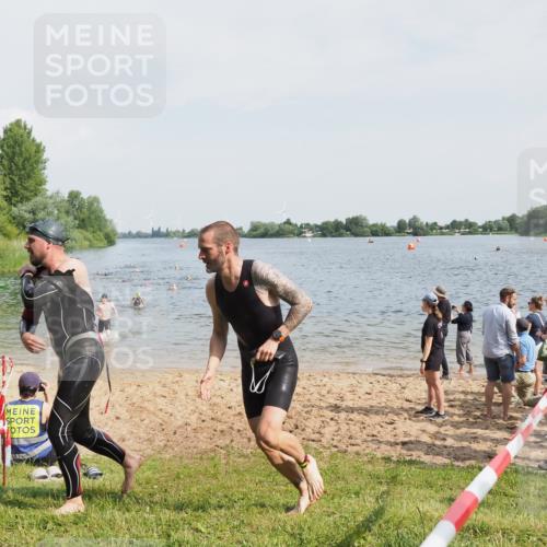 21.06.2025 - 27. Vierlanden-Triathlon MichiJ http://msf.ph/oto/7995218 15.06.2026 09:56:53 Schwimmen 258, 275, 281, 301, 325 meine-sportfotos.de