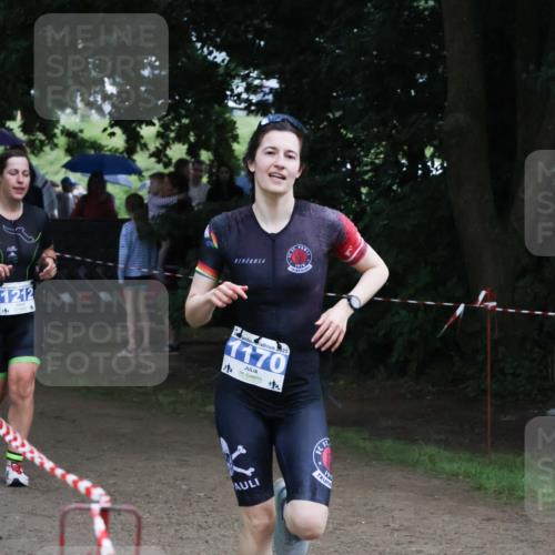 21.06.2025 - 27. Vierlanden-Triathlon Lena Gebhardt http://msf.ph/oto/7995334 15.06.2025 13:51:02 Laufen 1212, 2025, 1170, 4, 4, 19 meine-sportfotos.de