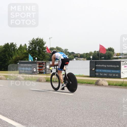 15.06.2025 - 27. Vierlanden-Triathlon H.Heesch http://msf.ph/oto/7995349 15.06.2025 11:26:13 Radfahren 652, 682, 798, 800, 919 meine-sportfotos.de