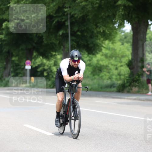 15.06.2025 - 7 Türme Triathlon Yannick Fuchs http://msf.ph/oto/7995399 15.06.2025 12:13:55 Radfahren  meine-sportfotos.de