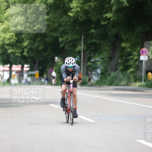 15.06.2025 - 7 Türme Triathlon Yannick Fuchs http://msf.ph/oto/7995611 15.06.2025 12:14:20 Radfahren 240, 455 meine-sportfotos.de