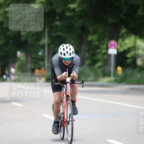 15.06.2025 - 7 Türme Triathlon Yannick Fuchs http://msf.ph/oto/7995653 15.06.2025 12:14:20 Radfahren 240, 455 meine-sportfotos.de