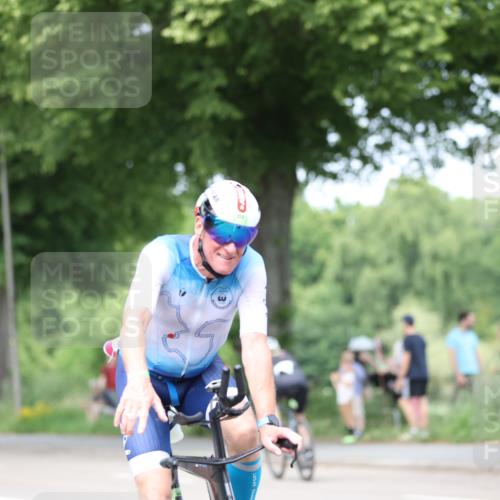 15.06.2025 - 7 Türme Triathlon Yannick Fuchs http://msf.ph/oto/7995673 15.06.2025 13:10:54 Radfahren 403, 472, 486, 650, 675 meine-sportfotos.de