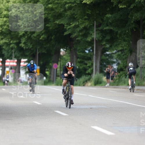 15.06.2025 - 7 Türme Triathlon Yannick Fuchs http://msf.ph/oto/7995734 15.06.2025 13:10:59 Radfahren 403, 561, 1197 meine-sportfotos.de