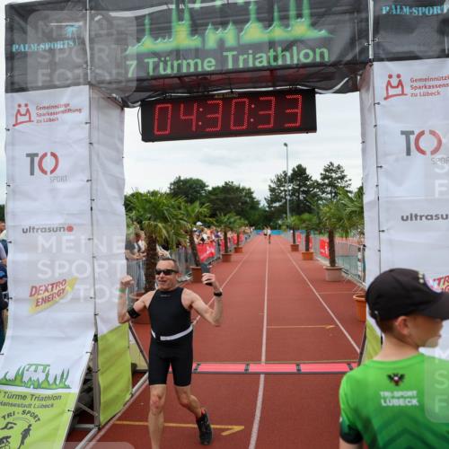 15.06.2025 - 7 Türme Triathlon Michael Strokosch http://msf.ph/oto/7995769 15.06.2025 14:30:33 Ziel 464, 785, 843 meine-sportfotos.de