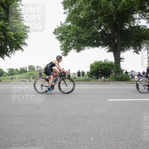 15.06.2025 - 7 Türme Triathlon Yannick Fuchs http://msf.ph/oto/7995807 15.06.2025 13:44:07 Radfahren 662, 732, 771, 794, 1128, 1151, 1184 meine-sportfotos.de