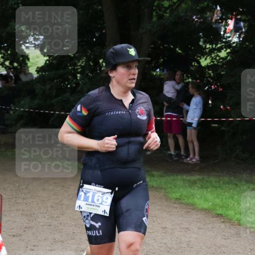 21.06.2025 - 27. Vierlanden-Triathlon Lena Gebhardt http://msf.ph/oto/7995837 15.06.2025 13:51:42 Laufen 7001, 202, 1169 meine-sportfotos.de
