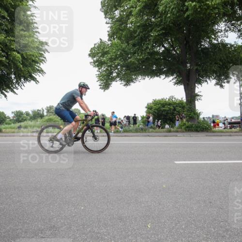 15.06.2025 - 7 Türme Triathlon Yannick Fuchs http://msf.ph/oto/7995840 15.06.2025 13:44:13 Radfahren 794 meine-sportfotos.de