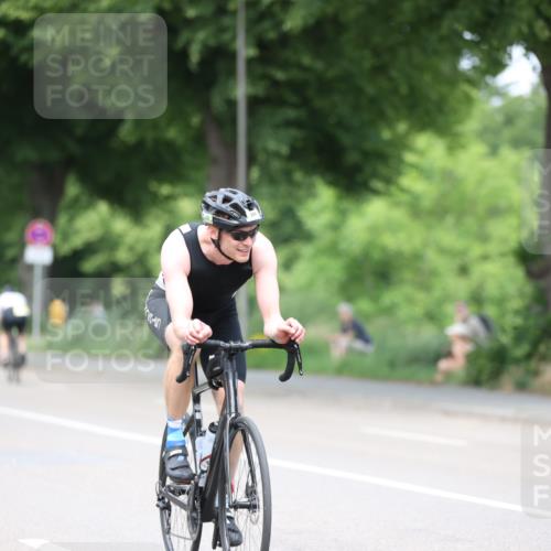 15.06.2025 - 7 Türme Triathlon Yannick Fuchs http://msf.ph/oto/7995934 15.06.2025 13:11:10 Radfahren 607, 757, 947, 984 meine-sportfotos.de