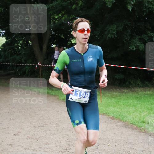 21.06.2025 - 27. Vierlanden-Triathlon Lena Gebhardt http://msf.ph/oto/7995940 15.06.2025 13:52:13 Laufen 2025, 198 meine-sportfotos.de