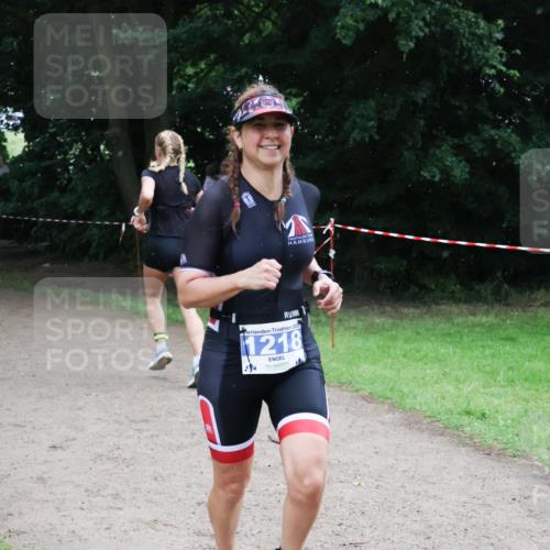 21.06.2025 - 27. Vierlanden-Triathlon Lena Gebhardt http://msf.ph/oto/7996034 15.06.2025 13:52:31 Laufen 202, 1218, 2 meine-sportfotos.de