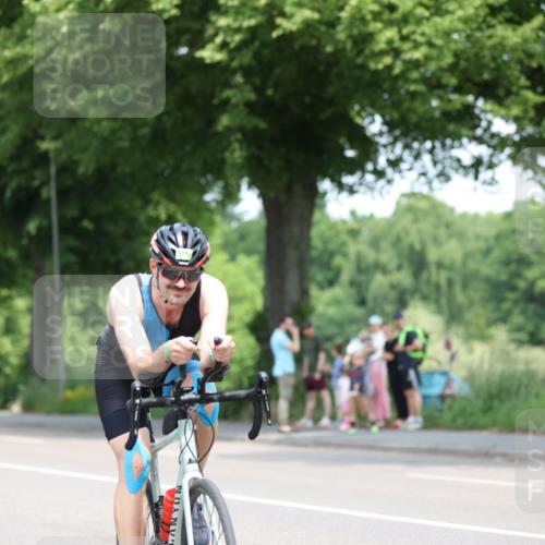 15.06.2025 - 7 Türme Triathlon Yannick Fuchs http://msf.ph/oto/7996072 15.06.2025 12:15:10 Radfahren 304, 307, 317, 611 meine-sportfotos.de