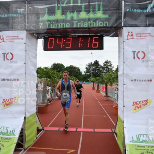15.06.2025 - 7 Türme Triathlon Michael Strokosch http://msf.ph/oto/7996111 15.06.2025 14:31:16 Ziel 384, 568 meine-sportfotos.de