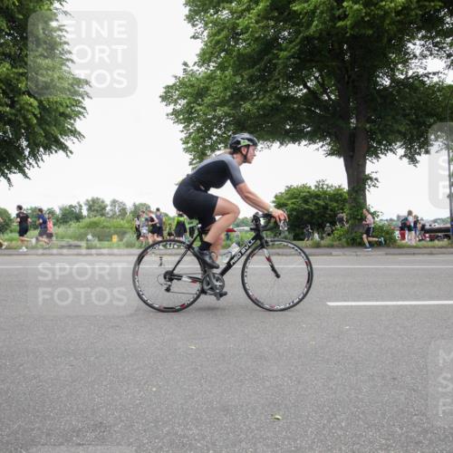 15.06.2025 - 7 Türme Triathlon Yannick Fuchs http://msf.ph/oto/7996146 15.06.2025 13:45:25 Radfahren 898, 1018, 1041 meine-sportfotos.de