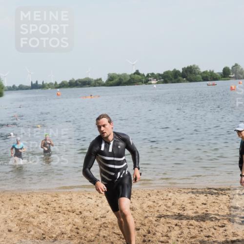21.06.2025 - 27. Vierlanden-Triathlon MichiJ http://msf.ph/oto/7996166 15.06.2026 09:57:33 Schwimmen 287, 298, 309, 324, 340 meine-sportfotos.de