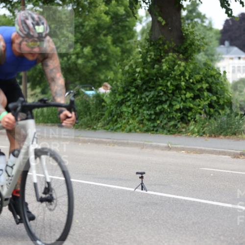 15.06.2025 - 7 Türme Triathlon Yannick Fuchs http://msf.ph/oto/7996172 15.06.2025 13:11:23 Radfahren 973 meine-sportfotos.de