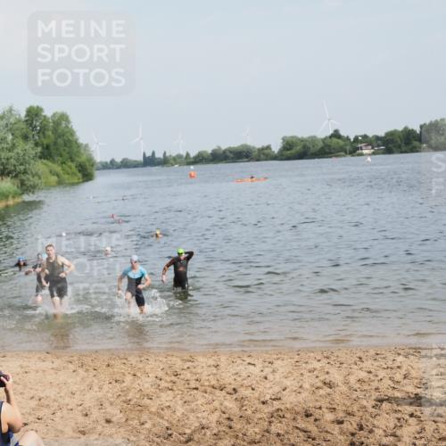 21.06.2025 - 27. Vierlanden-Triathlon MichiJ http://msf.ph/oto/7996243 15.06.2026 09:57:35 Schwimmen 287, 298, 309, 324, 340 meine-sportfotos.de