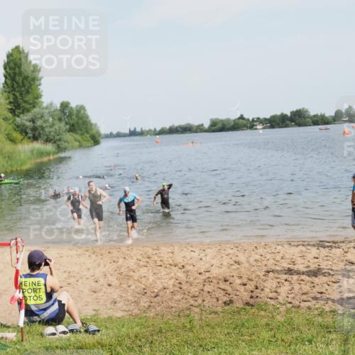 21.06.2025 - 27. Vierlanden-Triathlon MichiJ http://msf.ph/oto/7996271 15.06.2026 09:57:36 Schwimmen 287, 298, 309, 324, 340 meine-sportfotos.de