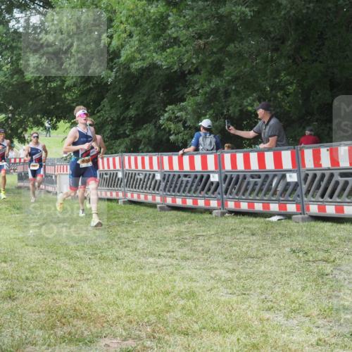 21.06.2025 - 27. Vierlanden-Triathlon KatJ http://msf.ph/oto/7996295 15.06.2025 12:49:14 Ziel 764, 984, 986, 987, 988 meine-sportfotos.de