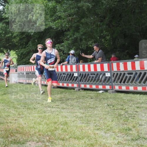21.06.2025 - 27. Vierlanden-Triathlon KatJ http://msf.ph/oto/7996324 15.06.2025 12:49:14 Ziel 764, 984, 986, 987, 988 meine-sportfotos.de