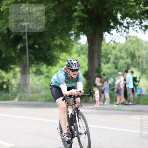 15.06.2025 - 7 Türme Triathlon Yannick Fuchs http://msf.ph/oto/7996354 15.06.2025 12:16:06 Radfahren 290 meine-sportfotos.de