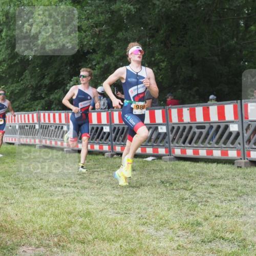 21.06.2025 - 27. Vierlanden-Triathlon KatJ http://msf.ph/oto/7996361 15.06.2025 12:49:15 Ziel 764, 984, 986, 987, 988 meine-sportfotos.de