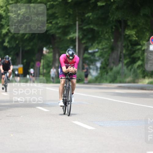 15.06.2025 - 7 Türme Triathlon Yannick Fuchs http://msf.ph/oto/7996389 15.06.2025 12:16:12 Radfahren  meine-sportfotos.de