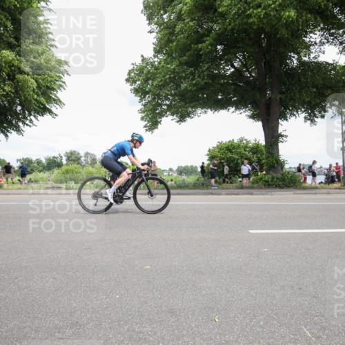 15.06.2025 - 7 Türme Triathlon Yannick Fuchs http://msf.ph/oto/7996401 15.06.2025 13:46:42 Radfahren 243, 381, 735, 752, 788, 888, 968, 976, 1109 meine-sportfotos.de