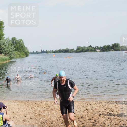21.06.2025 - 27. Vierlanden-Triathlon MichiJ http://msf.ph/oto/7996411 15.06.2026 09:57:42 Schwimmen 287, 298, 340, 827 meine-sportfotos.de