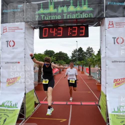 15.06.2025 - 7 Türme Triathlon Michael Strokosch http://msf.ph/oto/7996420 15.06.2025 14:31:33 Ziel 937, 1062 meine-sportfotos.de
