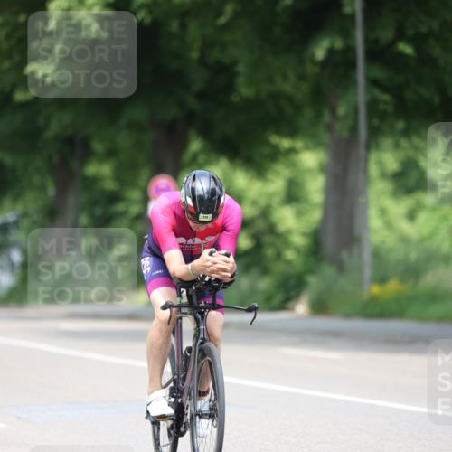 15.06.2025 - 7 Türme Triathlon Yannick Fuchs http://msf.ph/oto/7996428 15.06.2025 12:16:13 Radfahren 256 meine-sportfotos.de