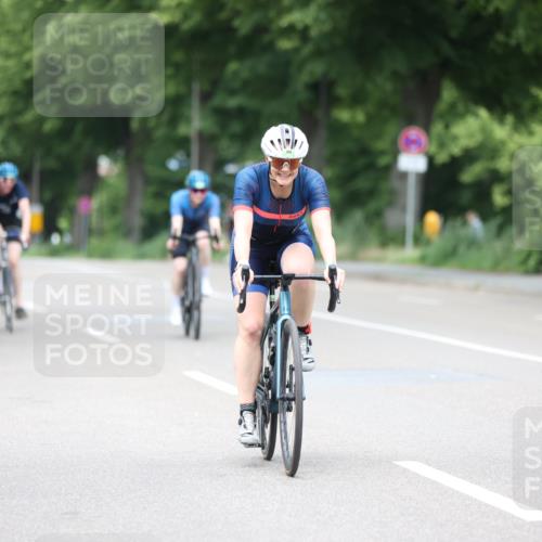 15.06.2025 - 7 Türme Triathlon Yannick Fuchs http://msf.ph/oto/7996446 15.06.2025 13:11:40 Radfahren 352, 382, 415, 465, 601, 668, 1189 meine-sportfotos.de