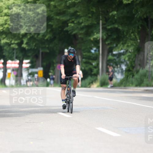 15.06.2025 - 7 Türme Triathlon Yannick Fuchs http://msf.ph/oto/7996452 15.06.2025 12:16:14 Radfahren 256 meine-sportfotos.de