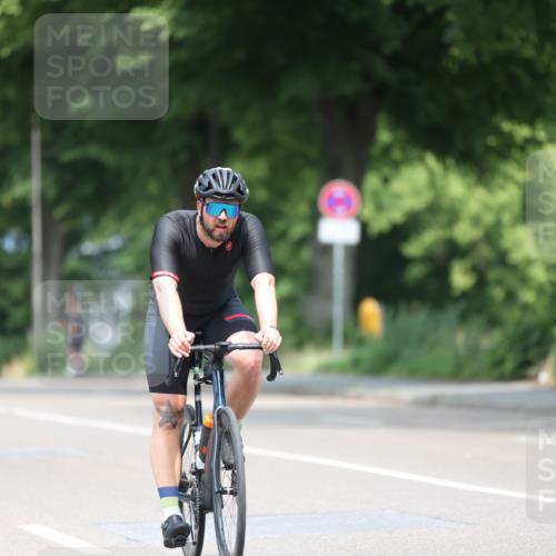 15.06.2025 - 7 Türme Triathlon Yannick Fuchs http://msf.ph/oto/7996509 15.06.2025 12:16:16 Radfahren 256 meine-sportfotos.de