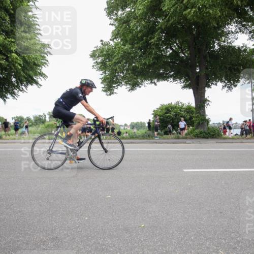15.06.2025 - 7 Türme Triathlon Yannick Fuchs http://msf.ph/oto/7996533 15.06.2025 13:46:52 Radfahren 581, 726, 735, 888, 929, 957, 976, 1113 meine-sportfotos.de