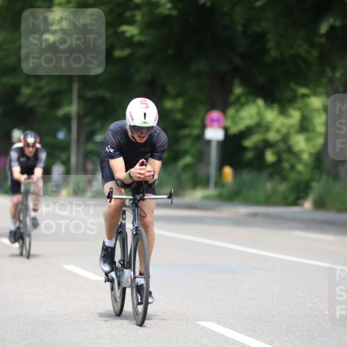 15.06.2025 - 7 Türme Triathlon Yannick Fuchs http://msf.ph/oto/7996602 15.06.2025 12:16:18 Radfahren 256, 332 meine-sportfotos.de