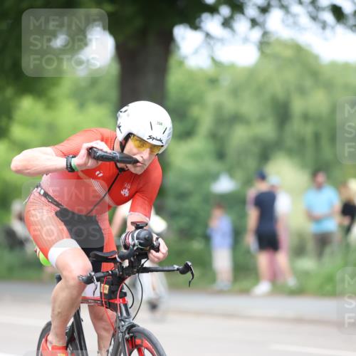 15.06.2025 - 7 Türme Triathlon Yannick Fuchs http://msf.ph/oto/7996677 15.06.2025 13:11:48 Radfahren 254, 465, 813 meine-sportfotos.de