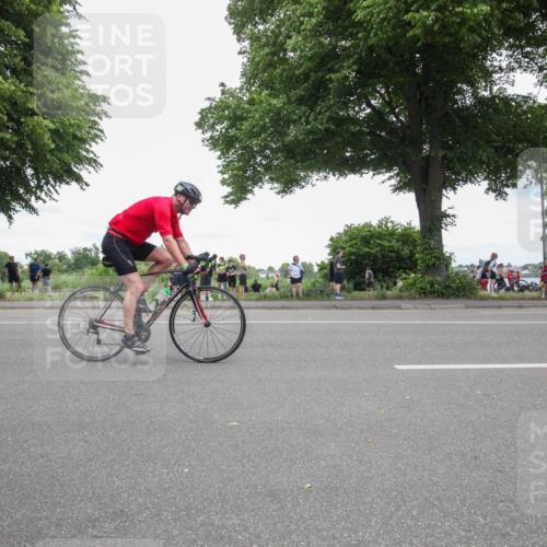 15.06.2025 - 7 Türme Triathlon Yannick Fuchs http://msf.ph/oto/7996711 15.06.2025 13:47:36 Radfahren 553, 809, 1026, 1135 meine-sportfotos.de