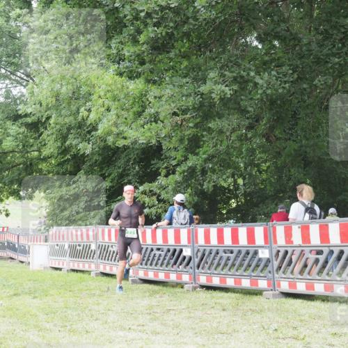 21.06.2025 - 27. Vierlanden-Triathlon KatJ http://msf.ph/oto/7996736 15.06.2025 12:49:42 Ziel 771 meine-sportfotos.de