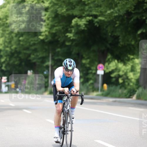 15.06.2025 - 7 Türme Triathlon Yannick Fuchs http://msf.ph/oto/7996756 15.06.2025 12:16:27 Radfahren 247, 260, 332, 561 meine-sportfotos.de